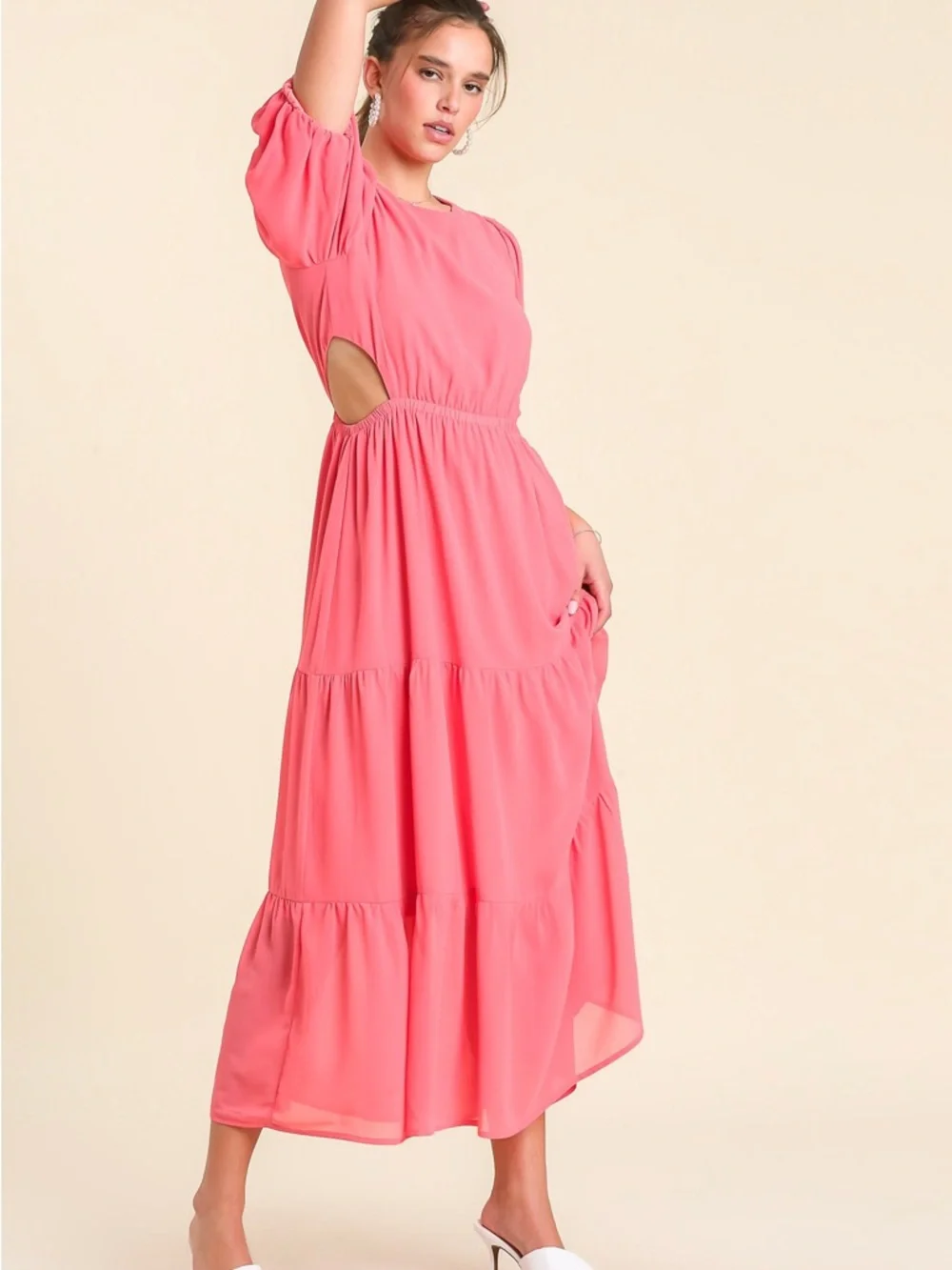 Umgee Round Neck Tiered Maxi Dress w/ Bubble Sleeves Cinched Waist Side Cutouts - Picture 2 of 4
